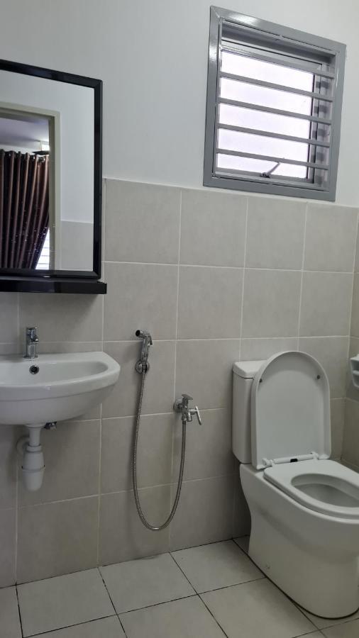 Alanis Suite Klia With Neflix Sepang Exterior foto