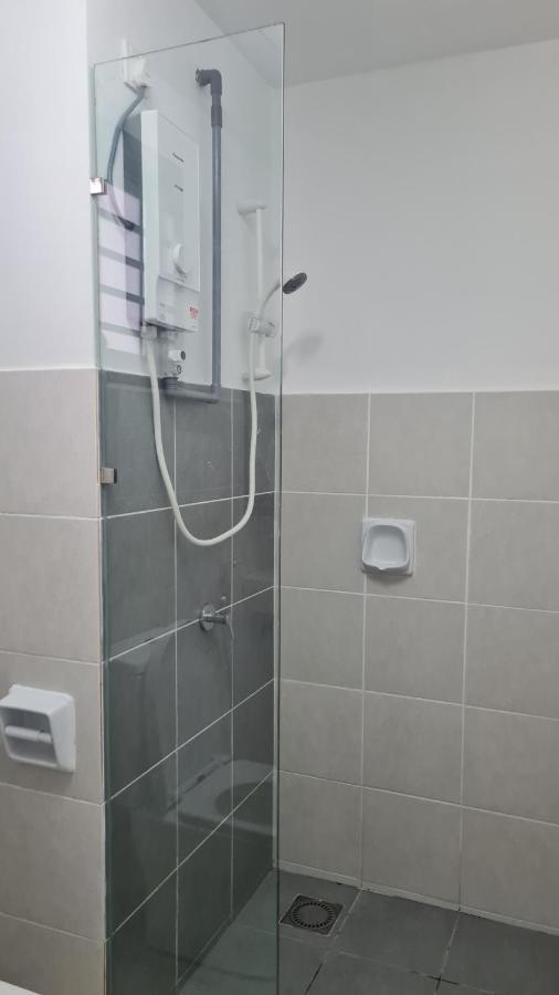 Alanis Suite Klia With Neflix Sepang Exterior foto