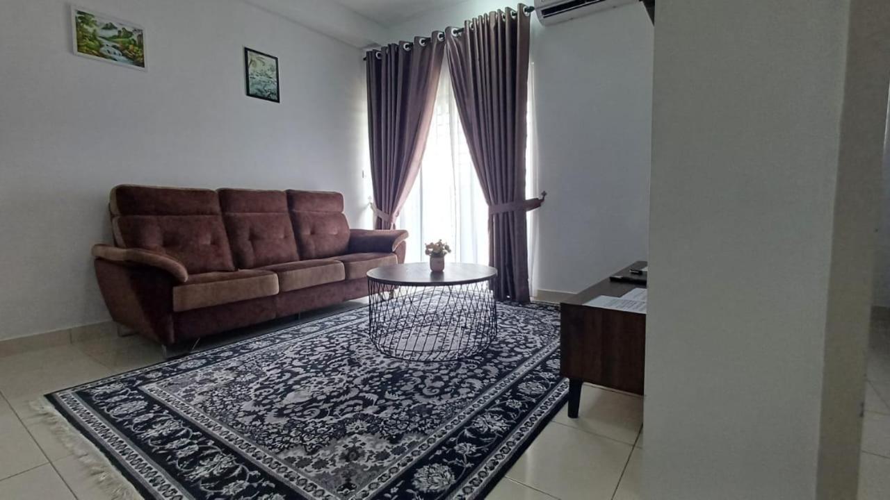 Alanis Suite Klia With Neflix Sepang Exterior foto